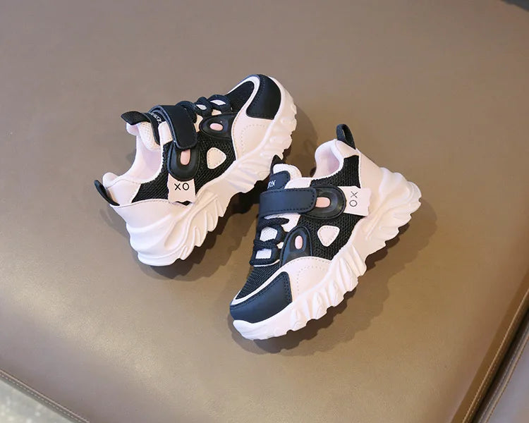 2025 New Spring Autumn Boys White Shoes Girls Breathable Mesh Casual Soft Sole Sneakers Kids Running Shoes Children Sports Shoes