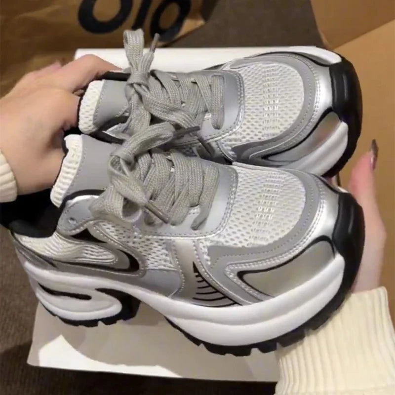 Women's Fashion Sneakers 2024 New Casual Running Sneakers Design Luxury Women's Shoes Breathable Tennis Shoes Platform Shoes