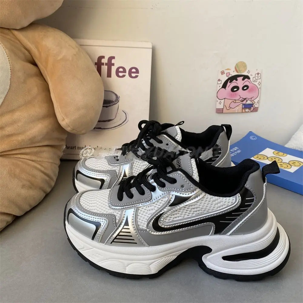 Women's Fashion Sneakers 2025 New Casual Running Sneakers Design Luxury Women's Shoes Breathable Tennis Shoes Platform Shoes