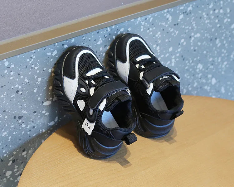 2025 New Spring Autumn Boys White Shoes Girls Breathable Mesh Casual Soft Sole Sneakers Kids Running Shoes Children Sports Shoes