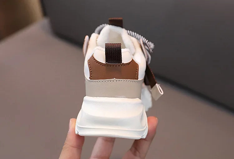 New Arrival Children Sneakers Pretty Silhouette Girl Running Shoes Pink Black Khaki Trendy Kids Shoes Boys Training Shoes