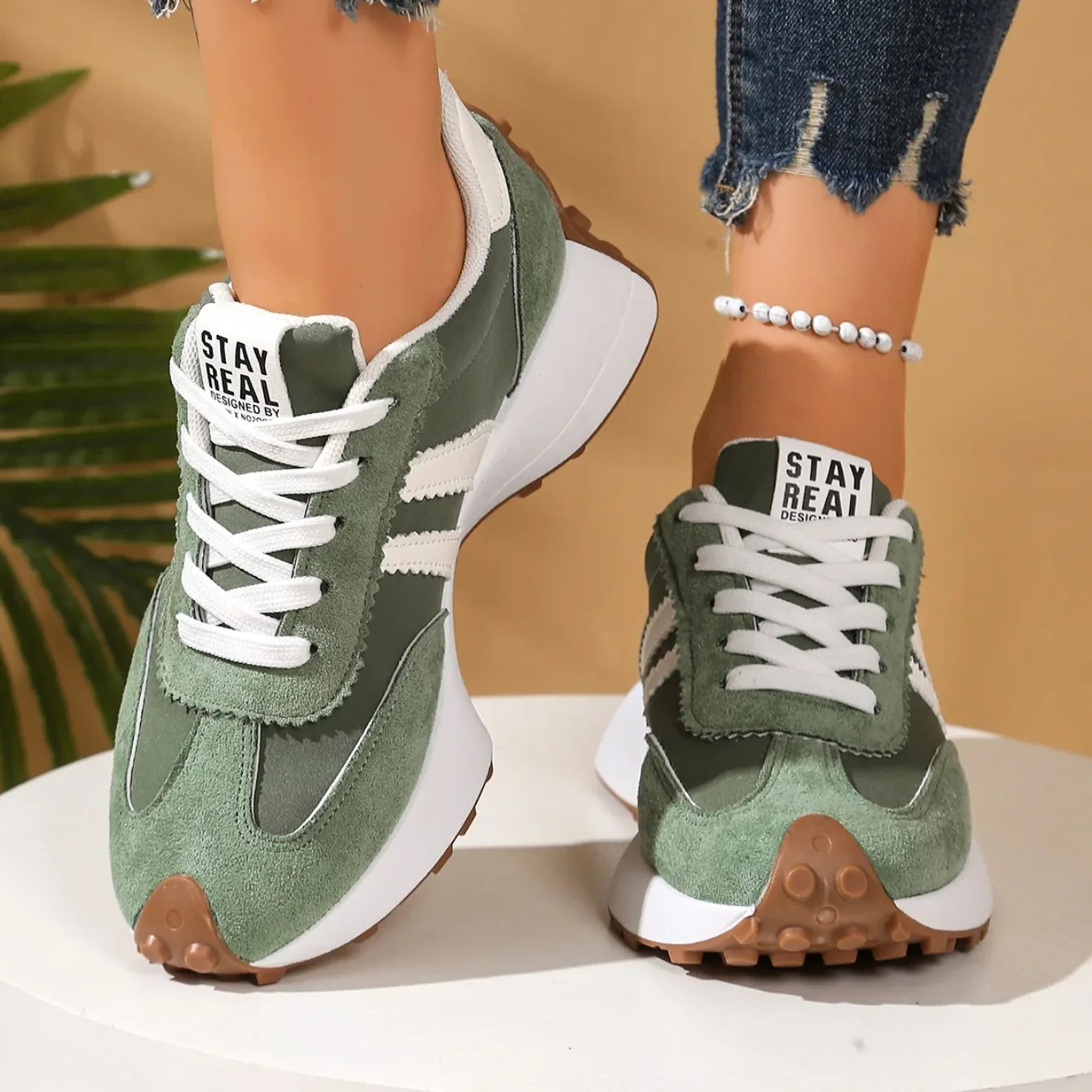 Women Sneakers Retro Casual Flat Bottom Round Toe Sports Shoes Spring Autumn New Style Versatile Fashionable Designer Shoes