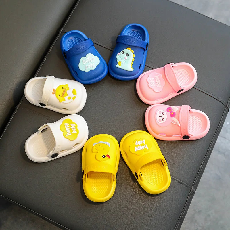 Children's Slippers - New Summer Cute Bear Design Soft-Sole Anti-Slip Indoor Bathroom Sandals for Baby Girls and Boys