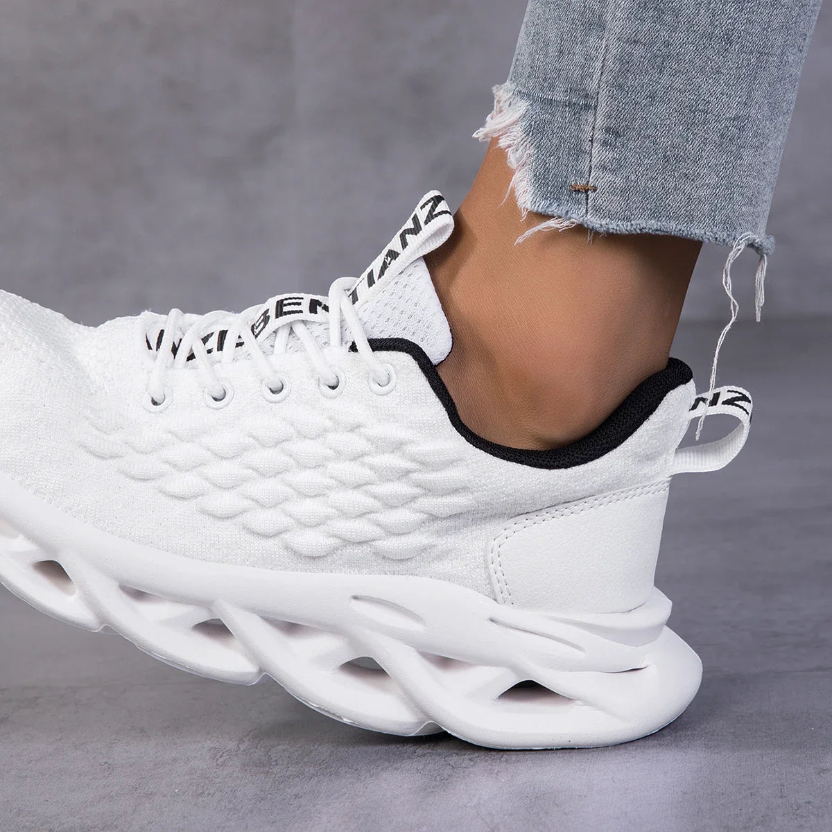 Women's Shoes Breathable Non-slip Casual Sneakers Lightweight Outdoor Comfortable Platform Walking Shoes