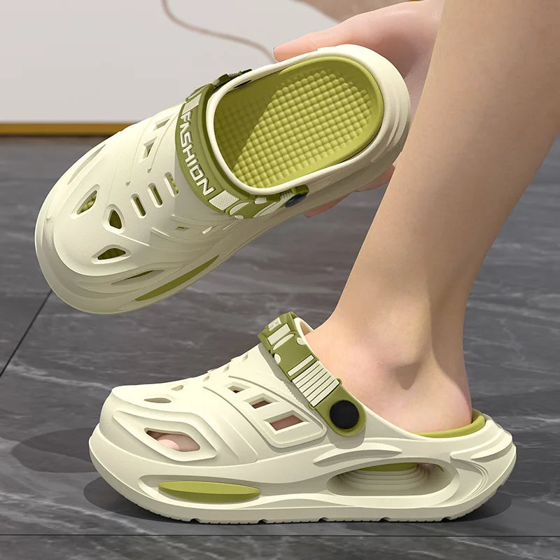 Thick-soled hole shoes for men, summer outdoor toe-caps slippers, sports sandals with anti-slip and sand-crawling feeling