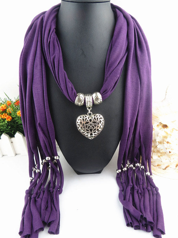 Pendant Scarf - Style 04