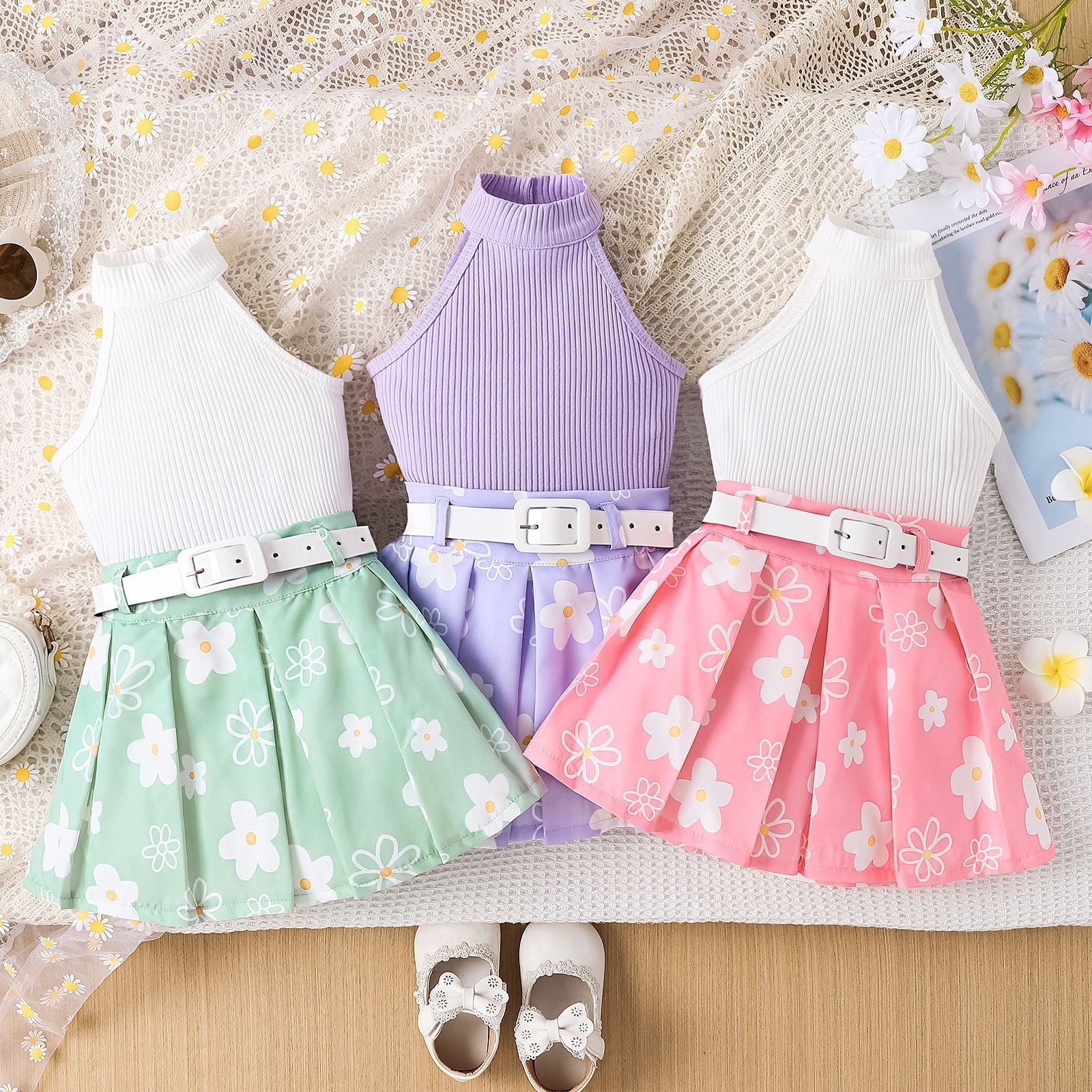 Girls' Pit Striped Halter Sleeveless Top Printed Pleated Skirt Belted Suit