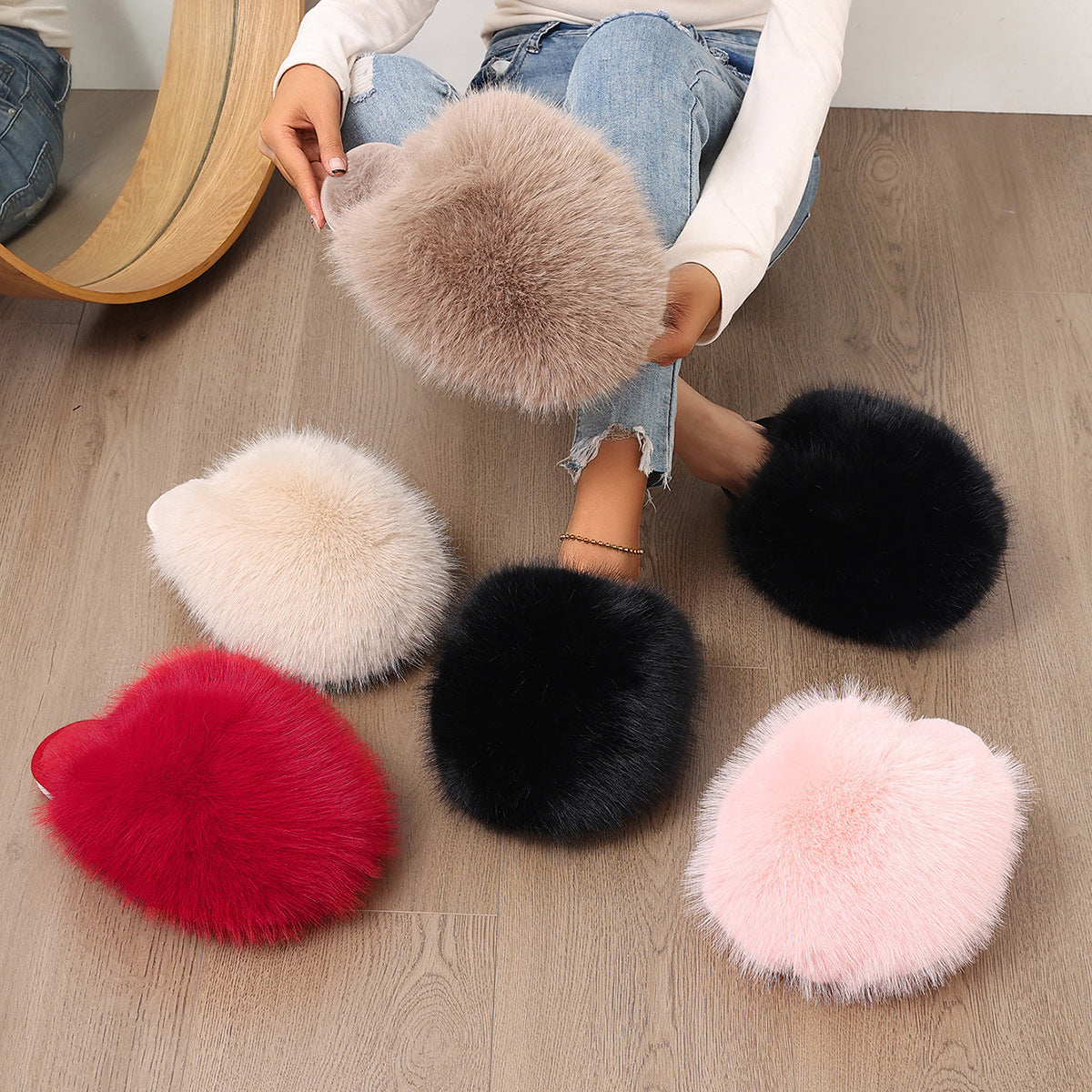 Women's Plus-size Solid Color Fluffy Big Furry Slippers
