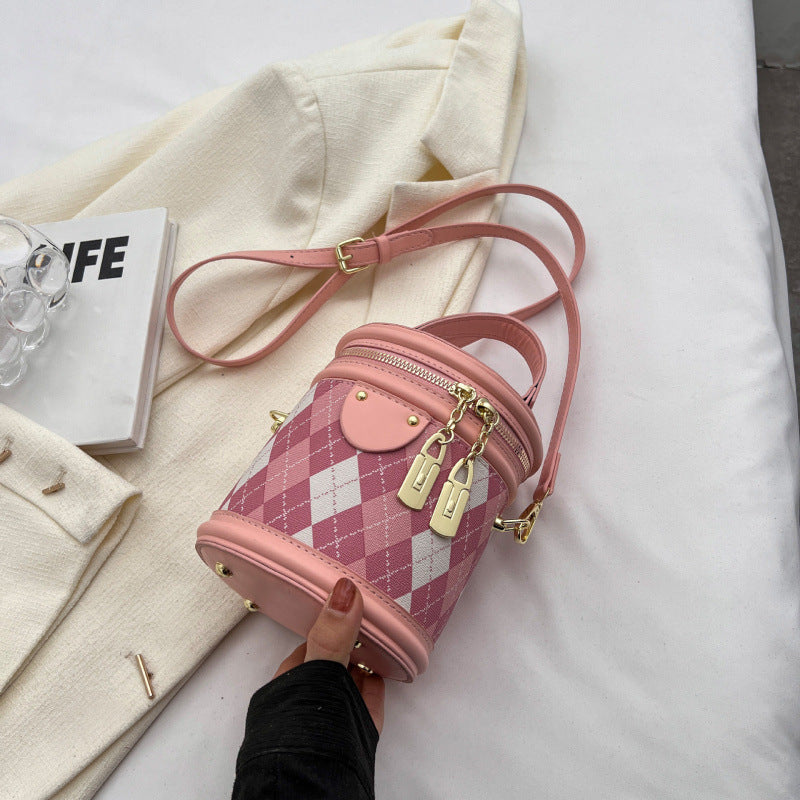 Textured Rhombus Portable Bucket Bag Cylindrical