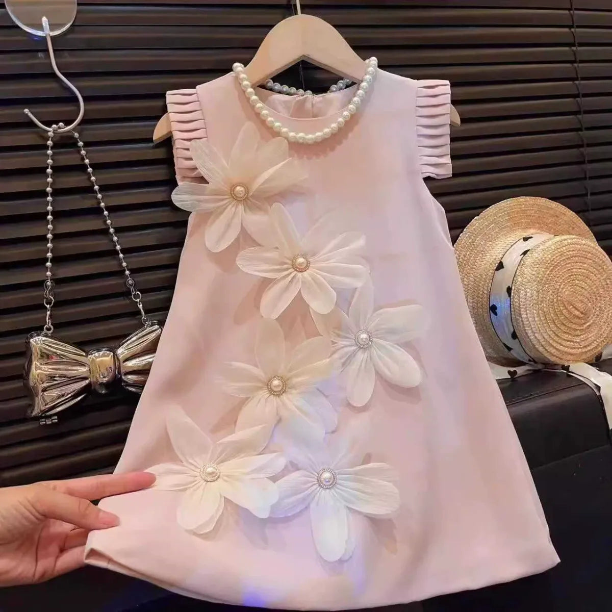 New style sleeveless high-end children's clothing three-dimensional flower princess dress big girl dress