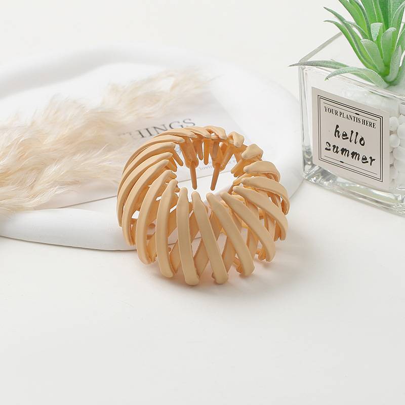 Women's Korian Hair Claw