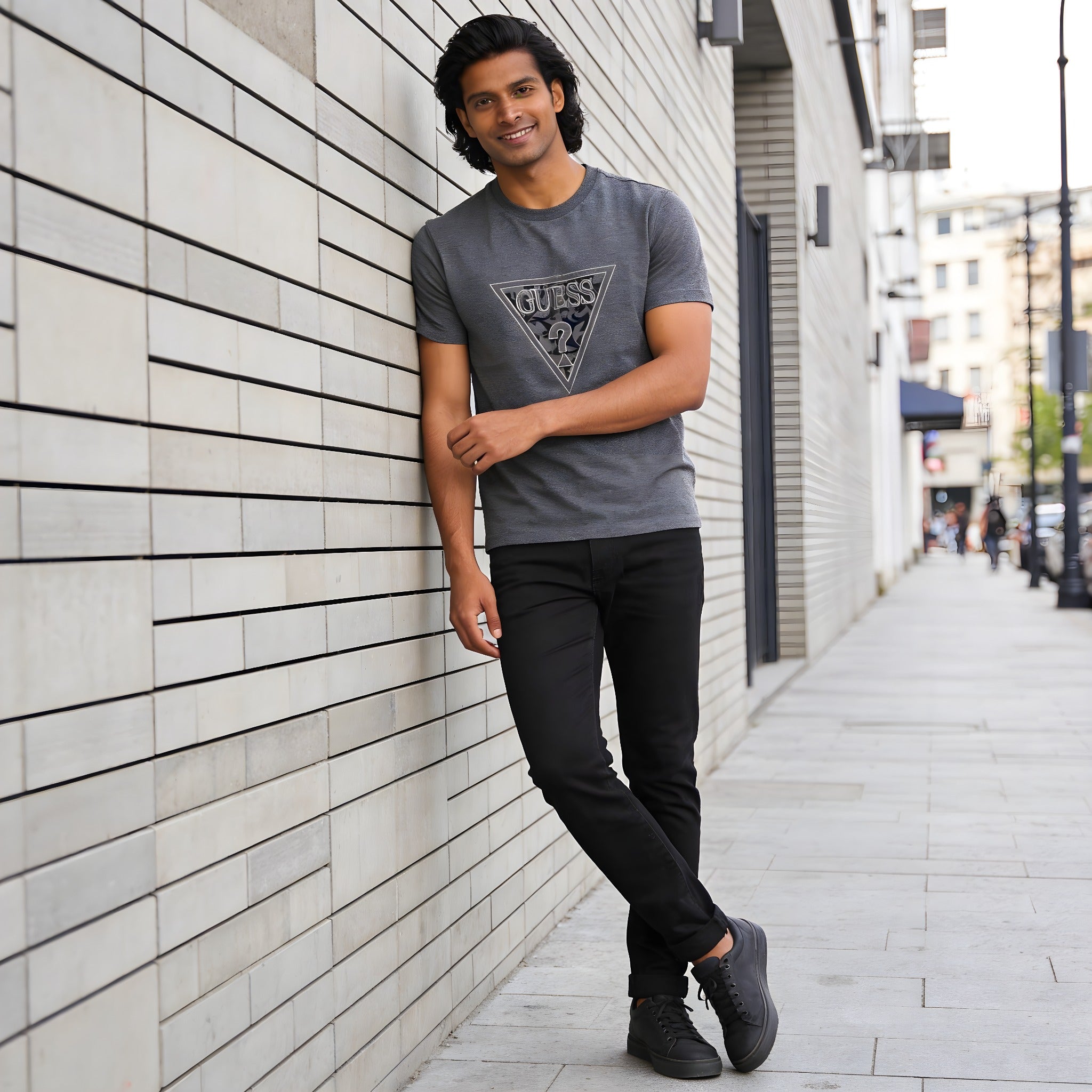 Guess T Shirt